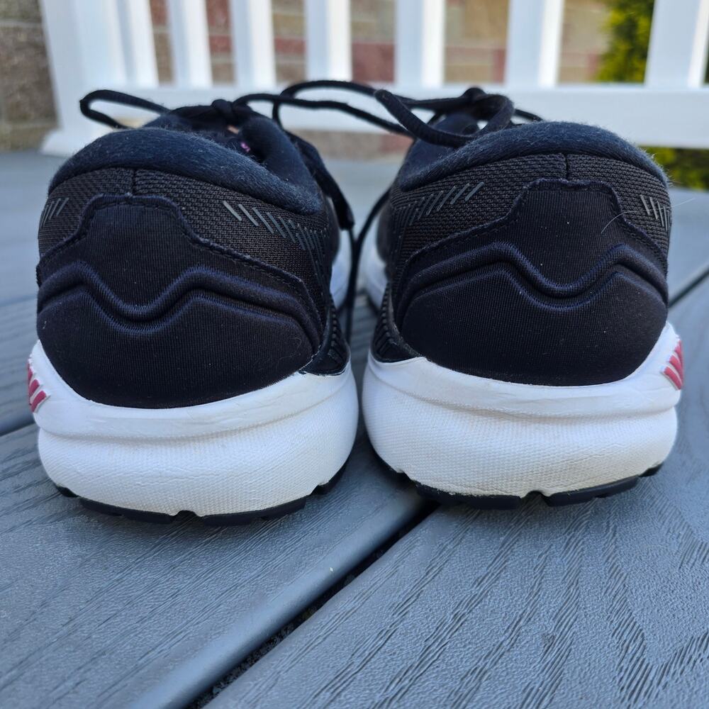 Brooks Women's Addiction GTS 15 Running Shoes Black/Burgundy, Size 11 - Picture 4 of 7